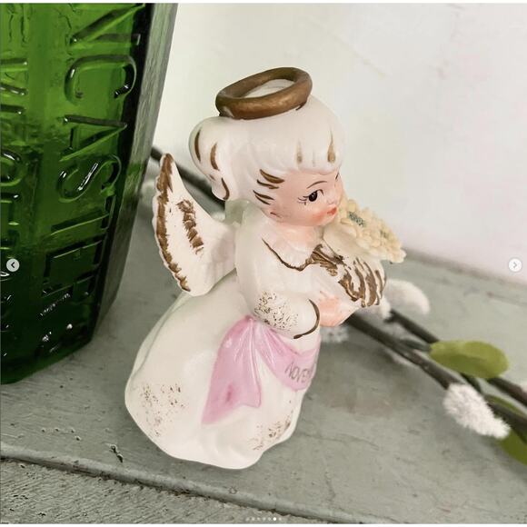 Vintage Lefton November Birthday Angel Bisque Porcelain Flower Basket KW3332 - Picture 6 of 7